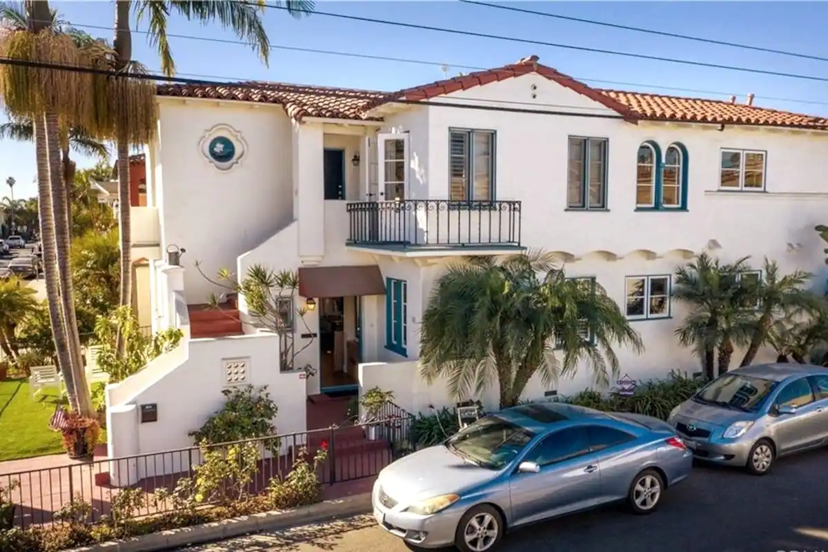How to check-in at our Home in Longbeach, California